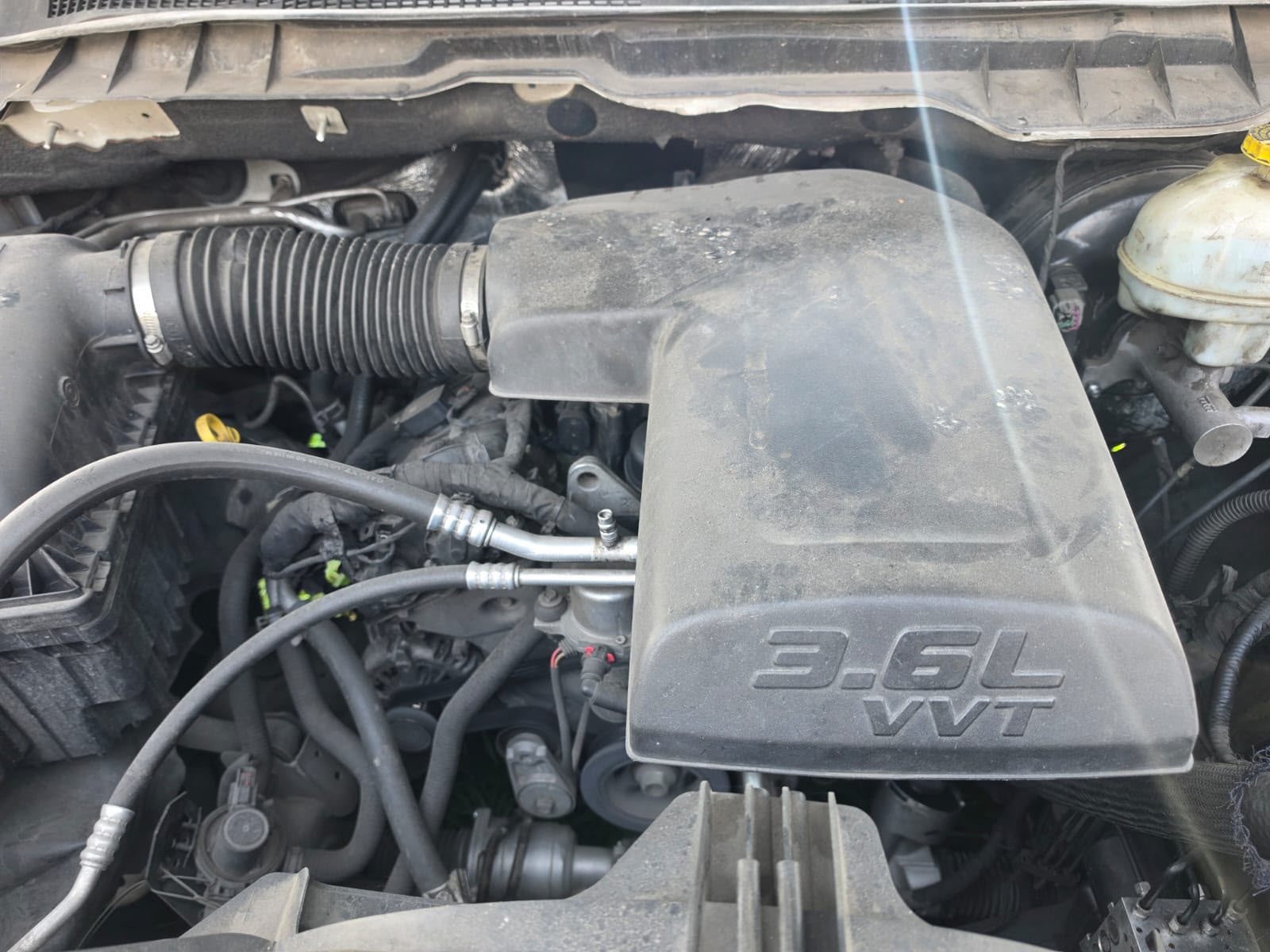 Motor 3.6L VVT revisado en el taller mecánico AUTOTLAN