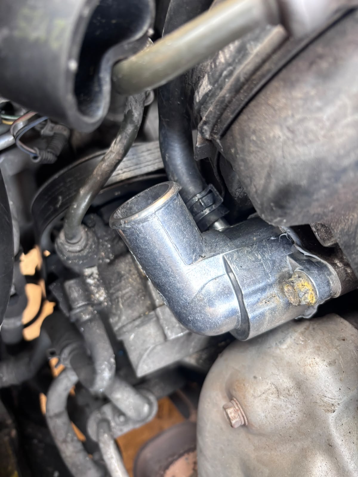 Toma de agua de aluminio nueva instalada en AUTOTLAN Ixtapaluca